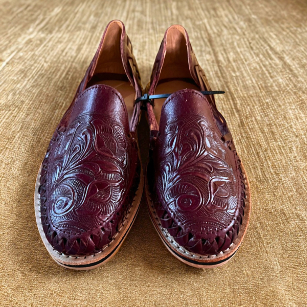 Woman’s Leather Stamped Floral Plum flat Huaraches Hanmade Mexican Artisanias